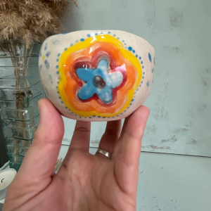 tazón yo soy alegría hecha por agalma ceramics