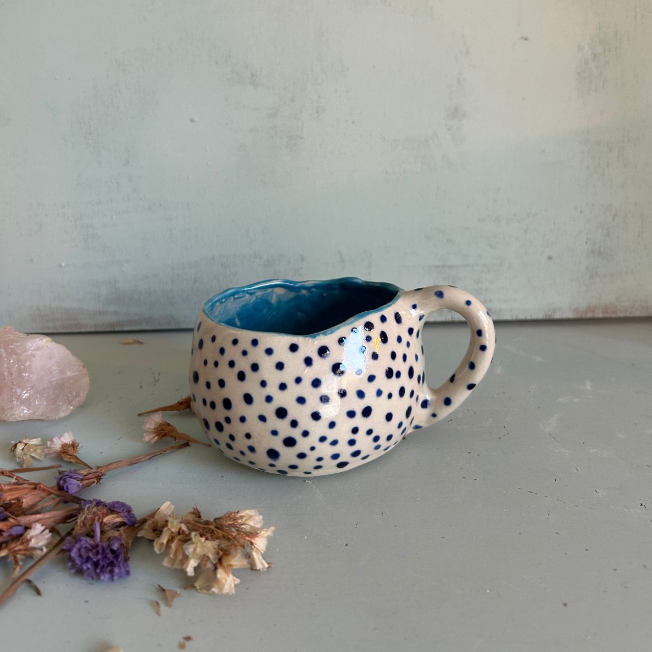 Taza Mediana Blanca con Lunares Azul Oscuro - Imagen 10