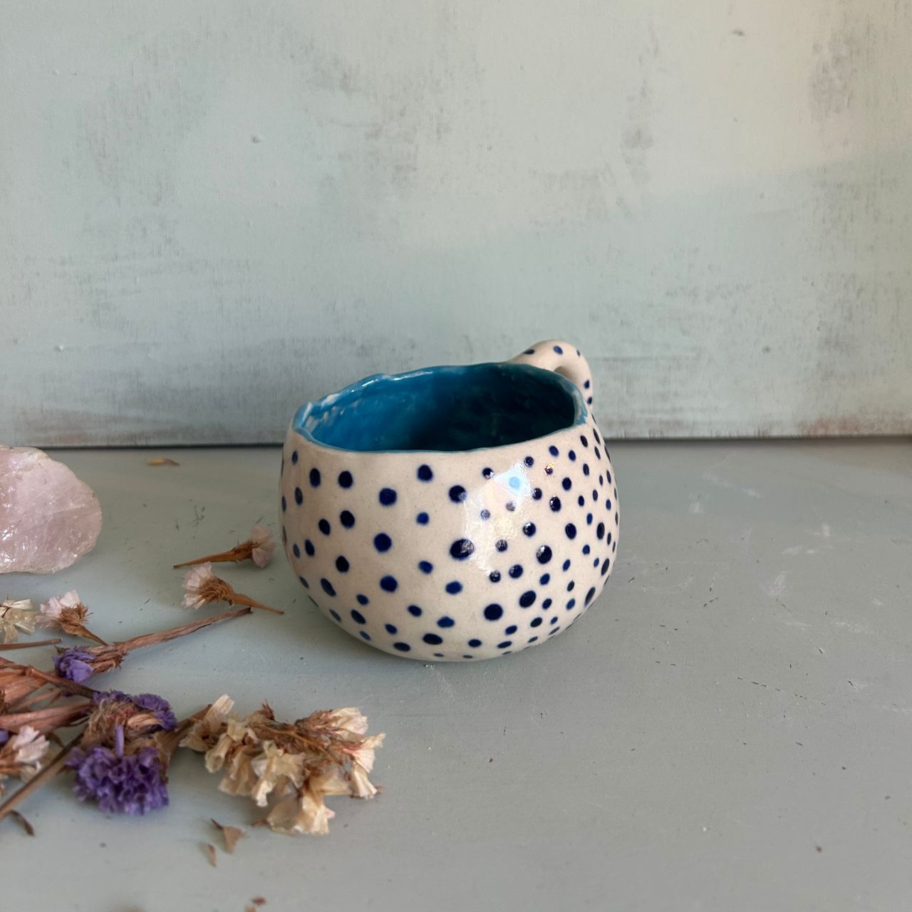 Taza Mediana Blanca con Lunares Azul Oscuro - Imagen 9