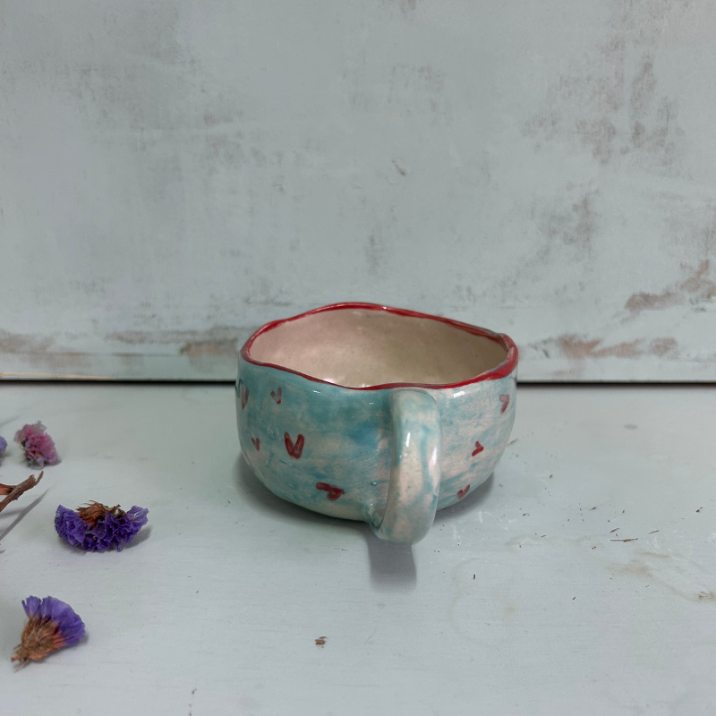 Taza verde agua con corazones rojos Mediana - Imagen 6